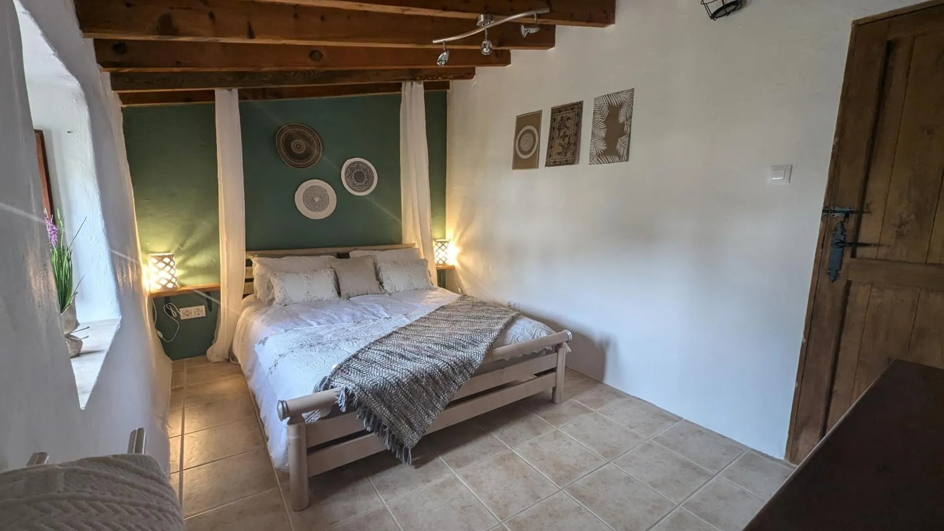 Casa Satori Bed & Breakfast Oria