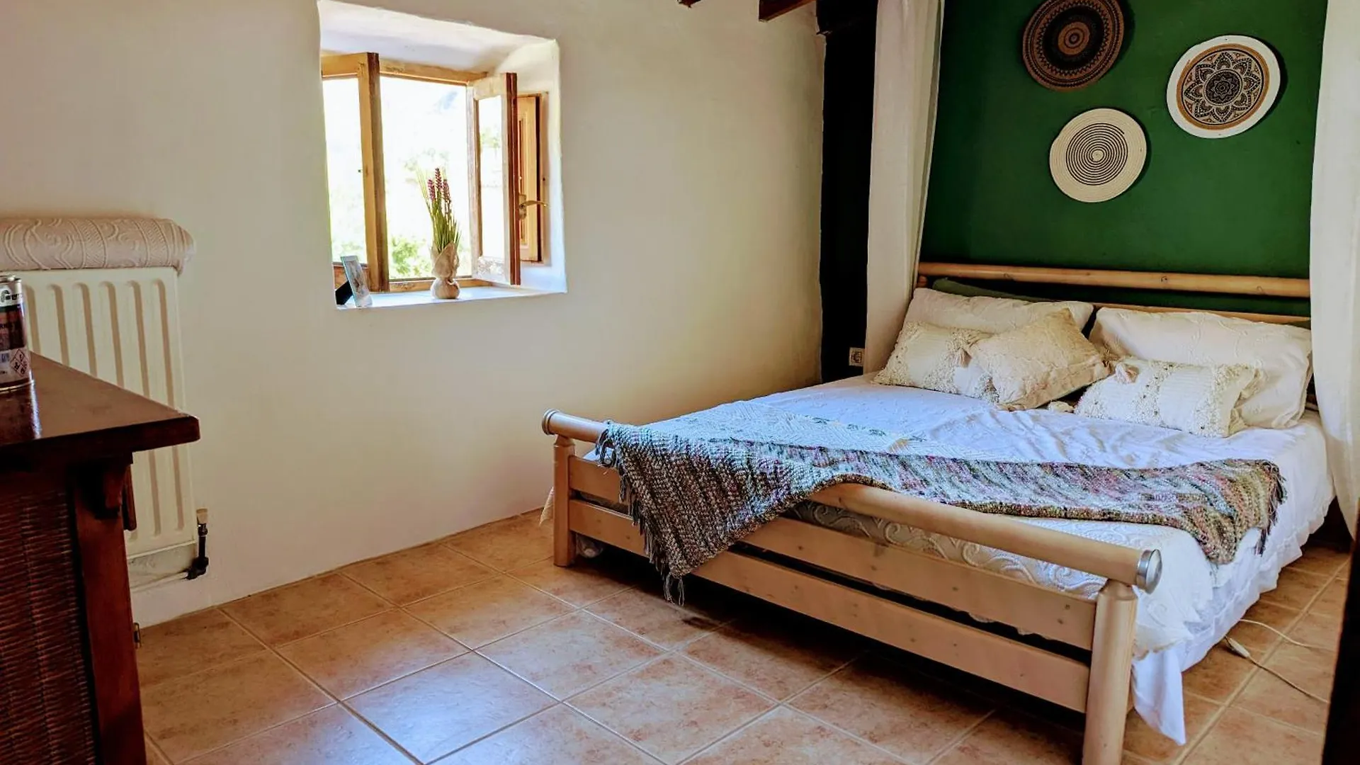 Casa Satori Bed & Breakfast Oria Spain