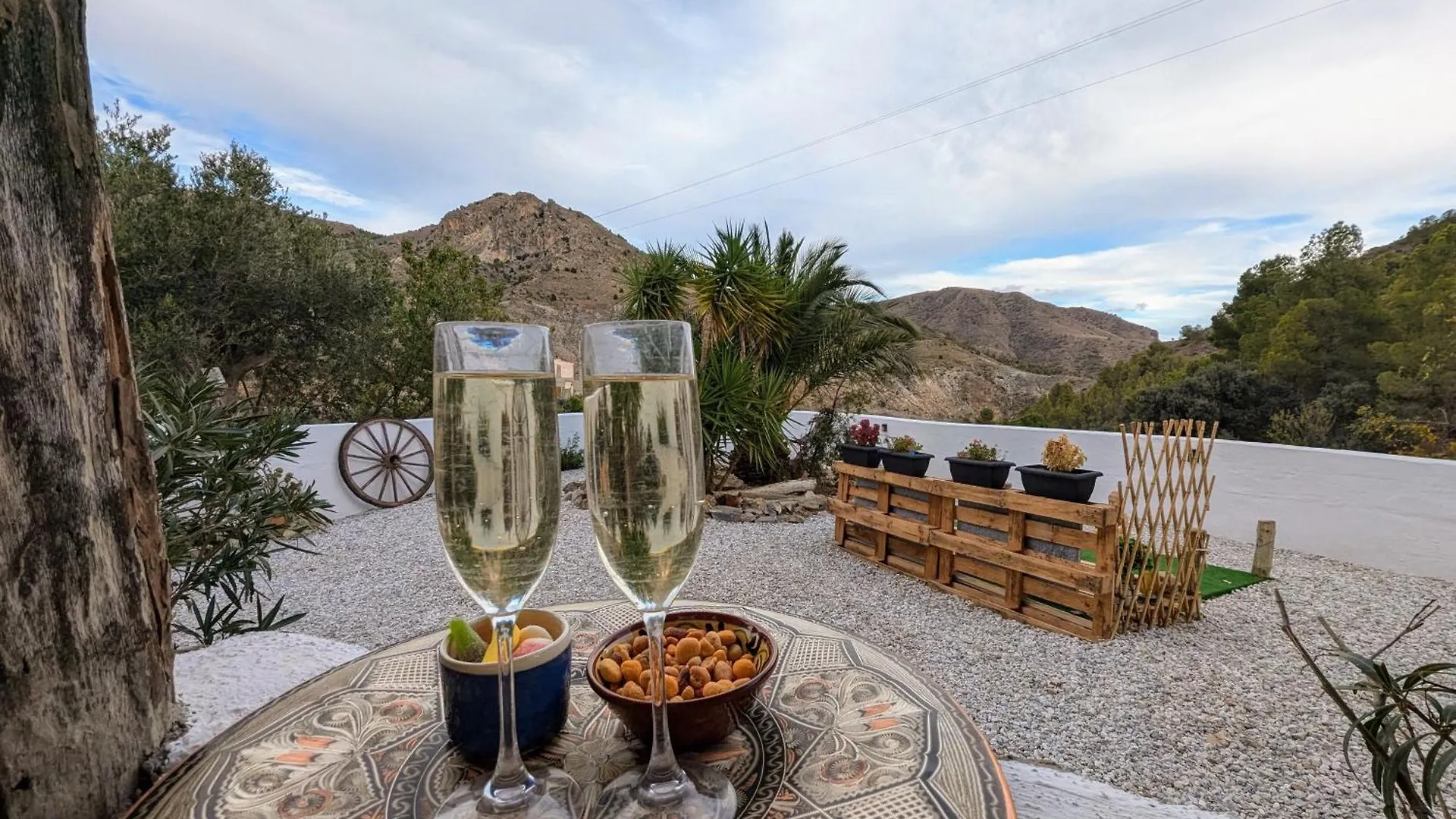 Casa Satori Bed & Breakfast Oria Spain